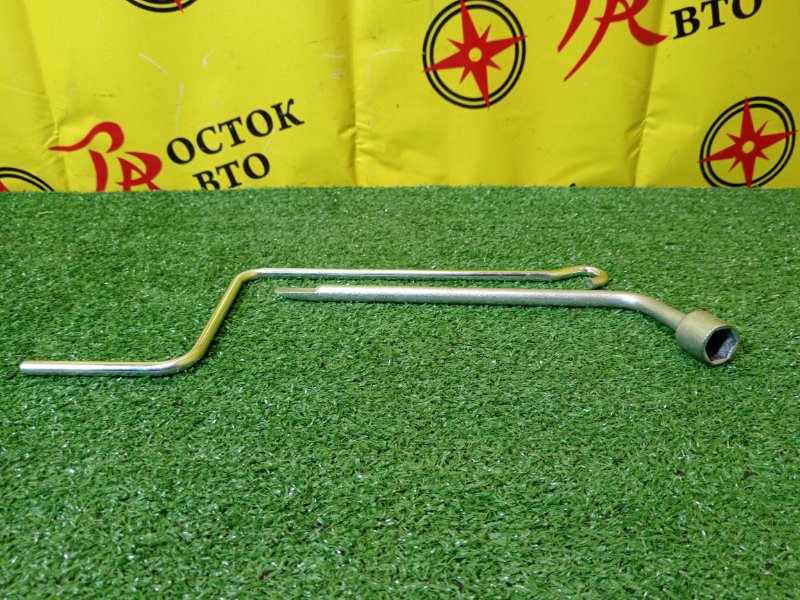 Домкрат, 2000 рублей, Красноярск