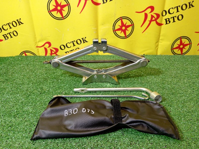 Домкрат, 2000 рублей, Красноярск