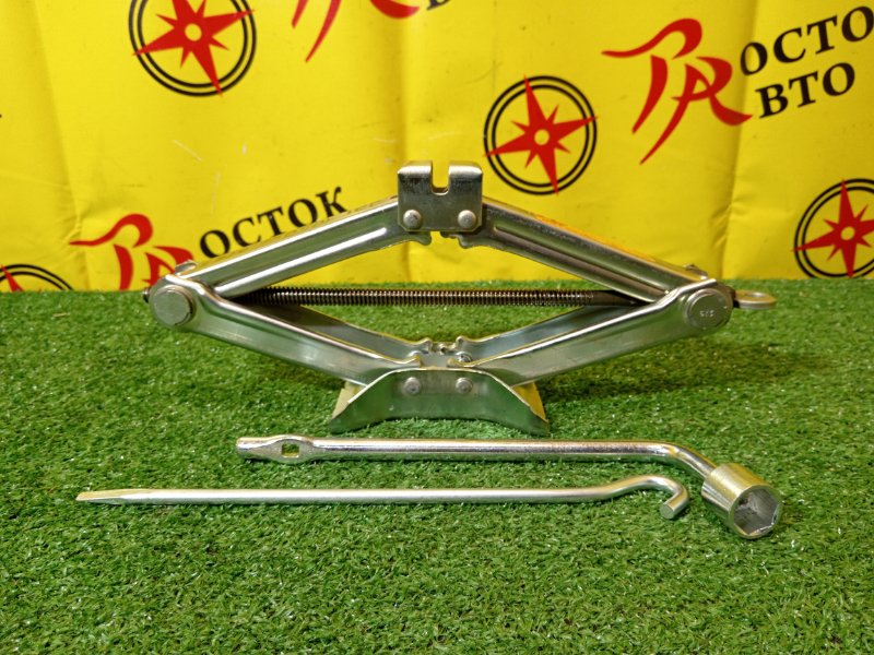 Домкрат, 2000 рублей, Красноярск