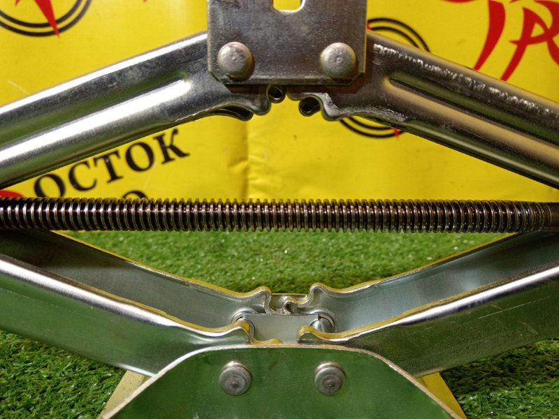 Домкрат, 2000 рублей, Красноярск