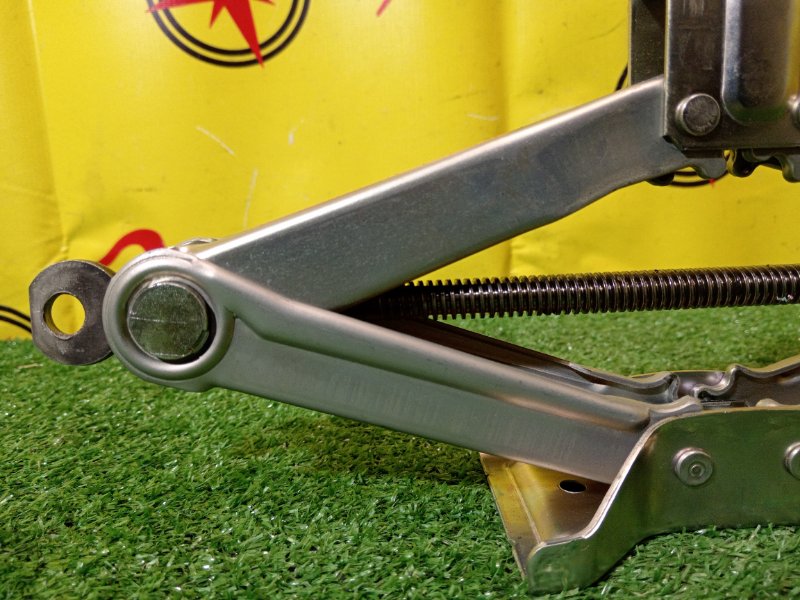 Домкрат, 2000 рублей, Красноярск