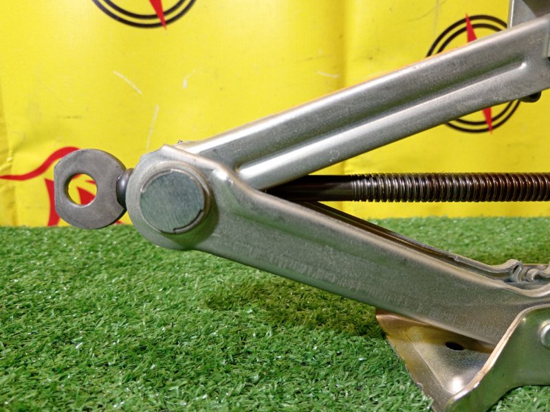 Домкрат, 2000 рублей, Красноярск