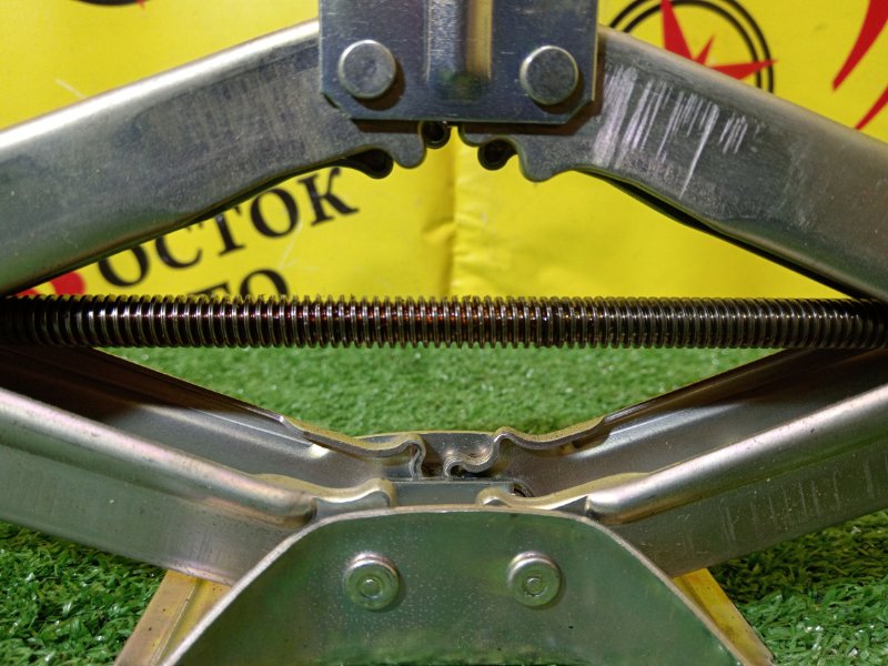 Домкрат, 2000 рублей, Красноярск