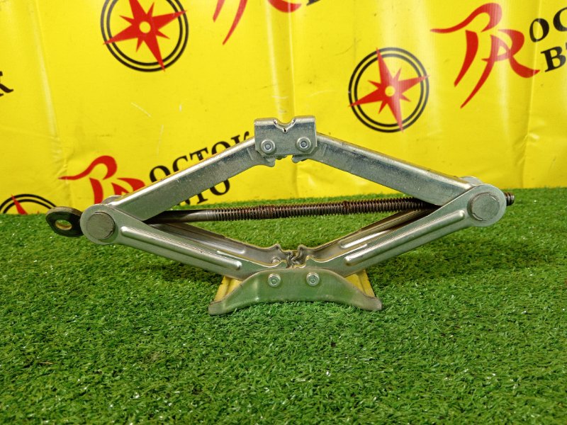 Домкрат, 2000 рублей, Красноярск