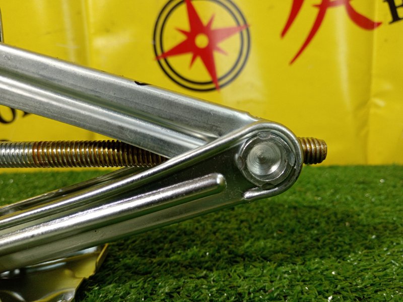 Домкрат, 2000 рублей, Красноярск