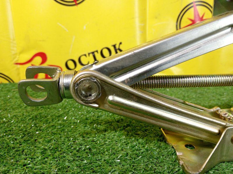 Домкрат, 2000 рублей, Красноярск