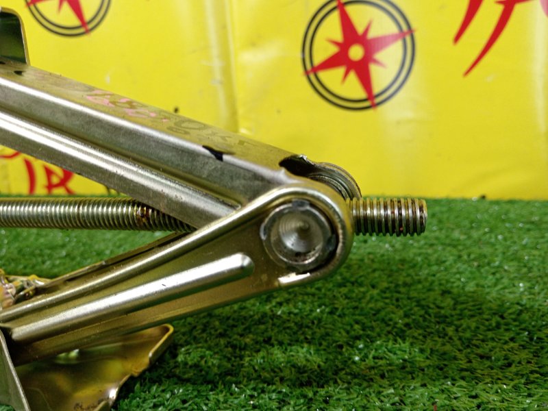 Домкрат, 2000 рублей, Красноярск