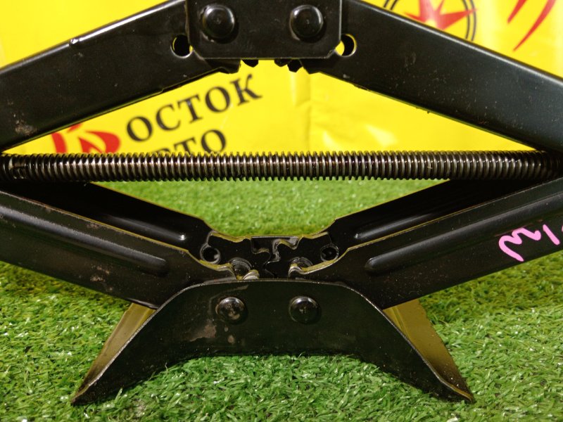 Домкрат, 1000 рублей, Красноярск