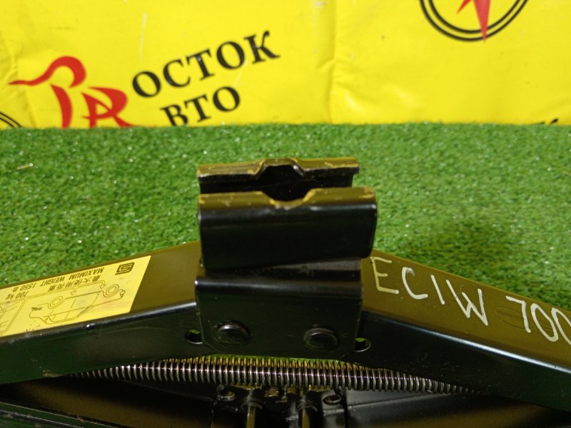 Домкрат, 1000 рублей, Красноярск