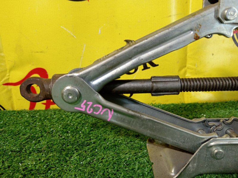 Домкрат, 2000 рублей, Красноярск