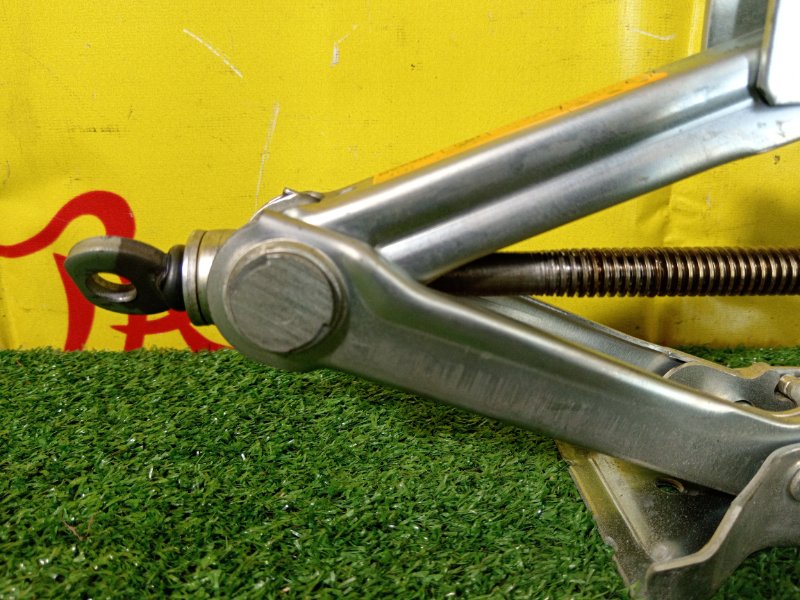 Домкрат, 2000 рублей, Красноярск