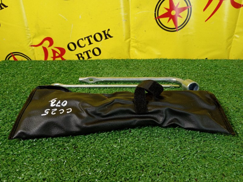 Домкрат, 2000 рублей, Красноярск