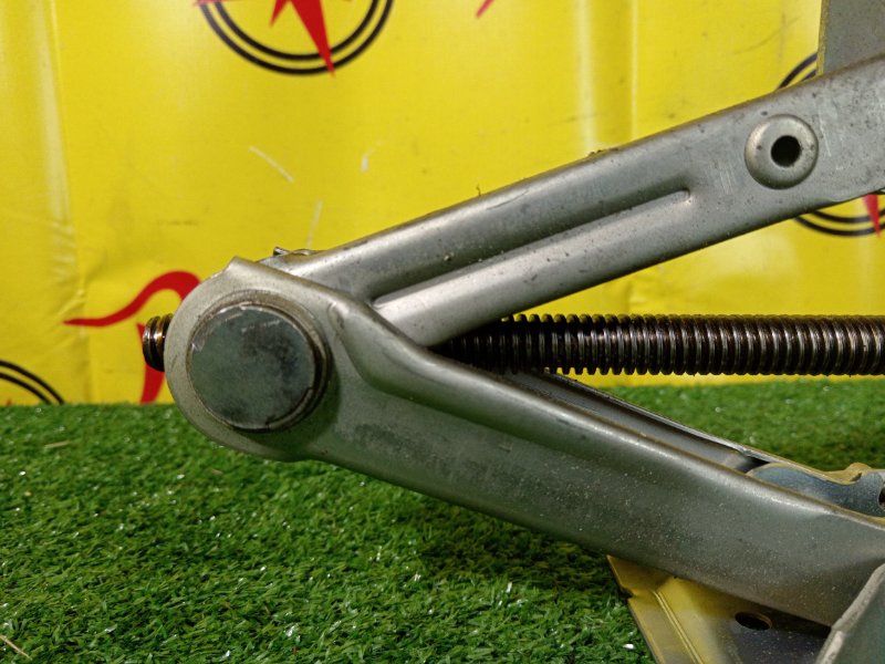 Домкрат, 2000 рублей, Красноярск