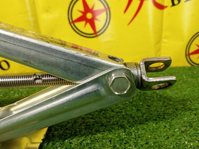 Домкрат, 2000 рублей, Красноярск