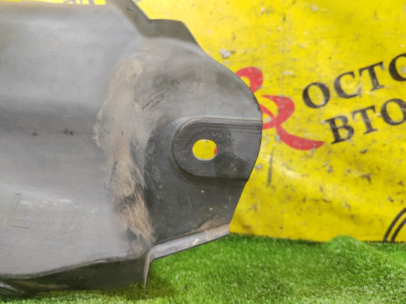 Подкрылок, 800 рублей, Красноярск