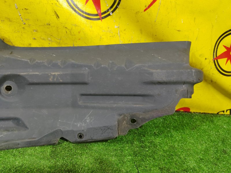 Подкрылок, 1300 рублей, Красноярск