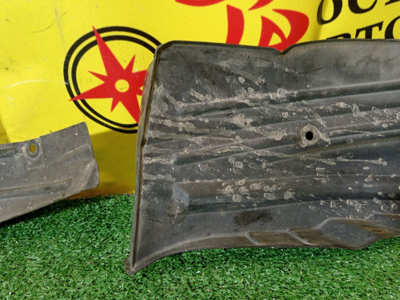 Подкрылок, 1000 рублей, Красноярск