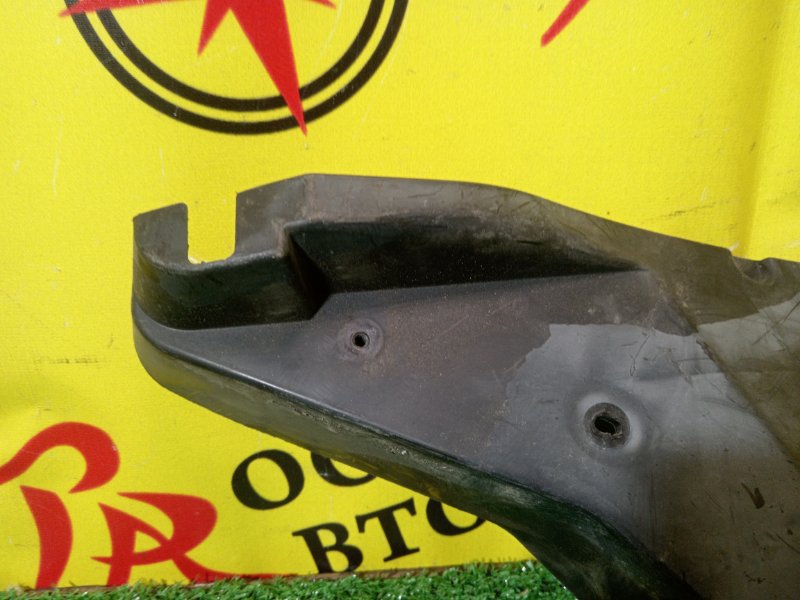 Подкрылок, 800 рублей, Красноярск