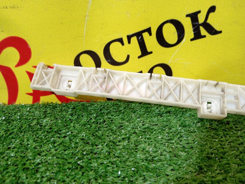 Клипса бампера, 500 рублей, Красноярск