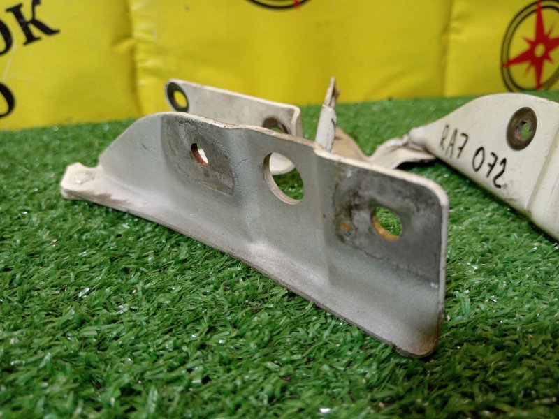 Петля капота, 300 рублей, Красноярск