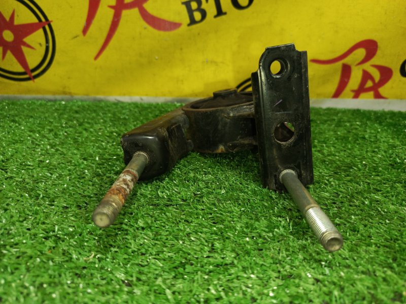 Подушка двигателя, 700 рублей, Красноярск