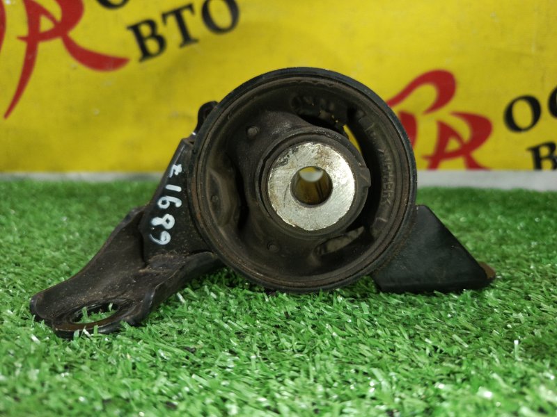 Подушка двигателя, 800 рублей, Красноярск