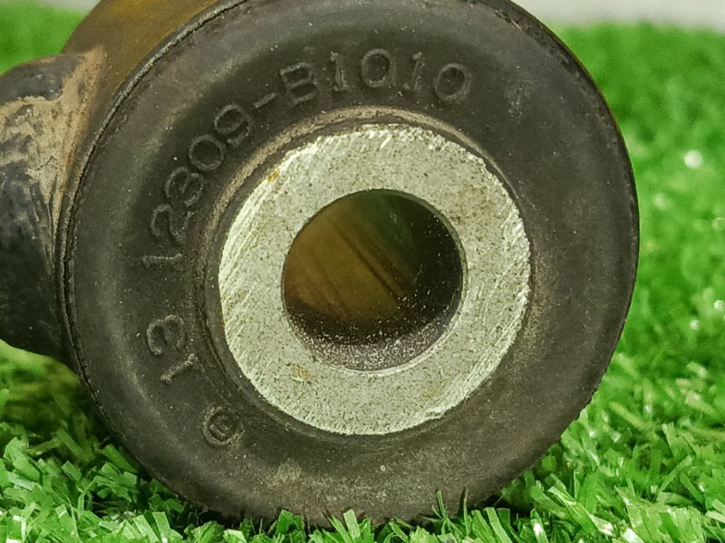 Подушка двигателя, 300 рублей, Красноярск