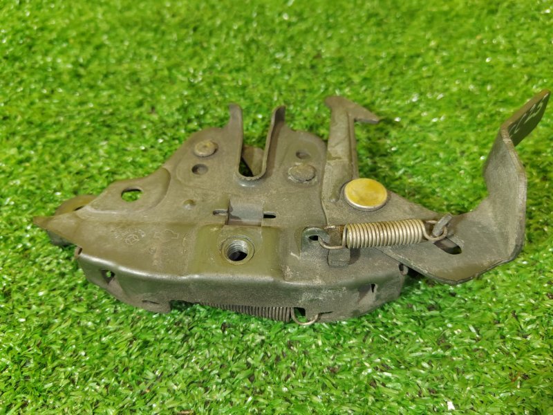 Замок капота, 500 рублей, Красноярск