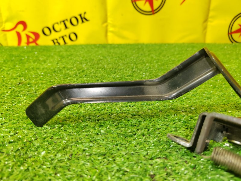 Замок капота, 500 рублей, Красноярск