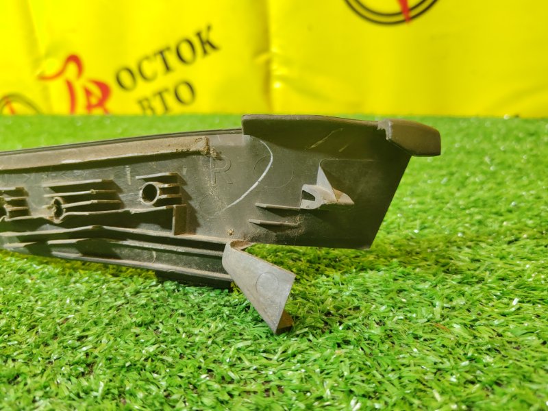 Решетка под лобовое стекло, 500 рублей, Красноярск