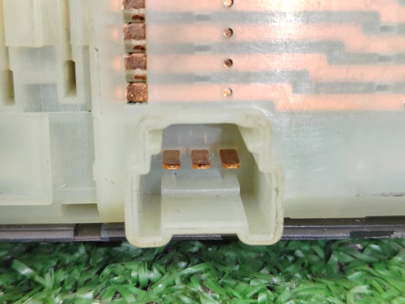 Блок управления стеклоподъемниками, 300 рублей, Красноярск