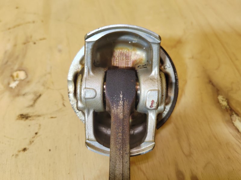 Поршень, 1000 рублей, Красноярск