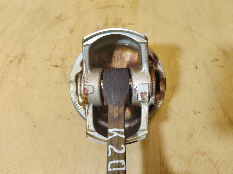 Поршень, 1000 рублей, Красноярск