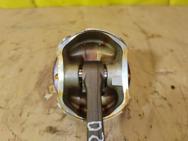 Поршень, 1000 рублей, Красноярск