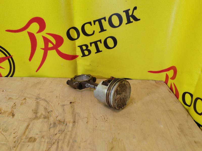 Поршень, 1000 рублей, Красноярск