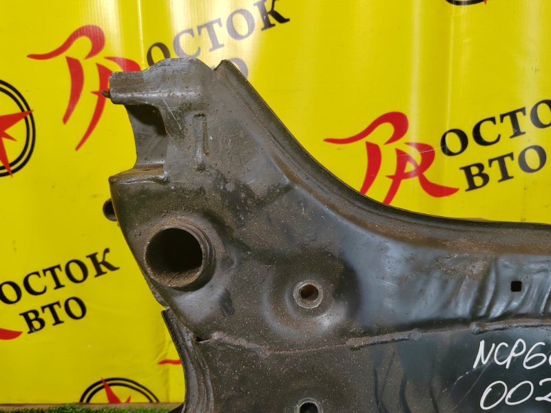 балка поперечная, 2000 рублей, Красноярск