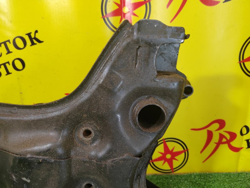 балка поперечная, 2000 рублей, Красноярск