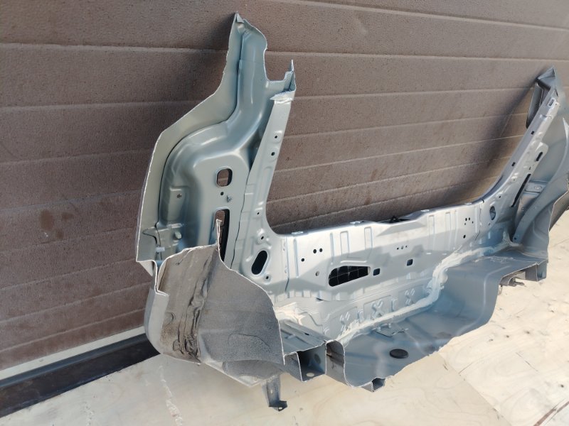 Задняя панель кузова, 20000 рублей, Красноярск