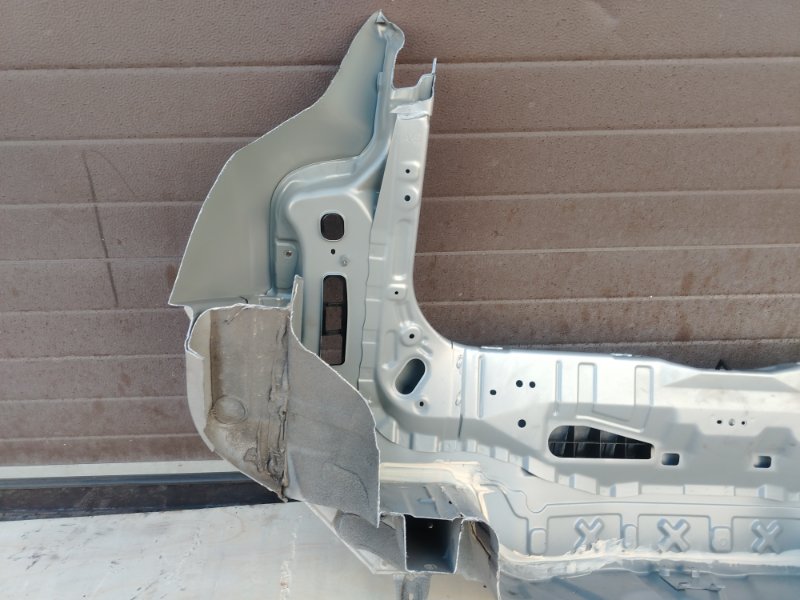 Задняя панель кузова, 20000 рублей, Красноярск