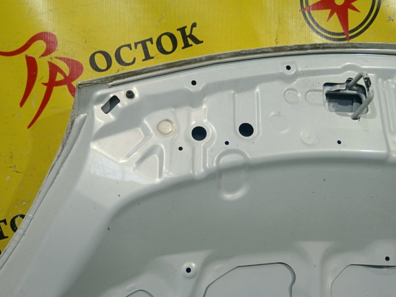 Капот, 5000 рублей, Красноярск