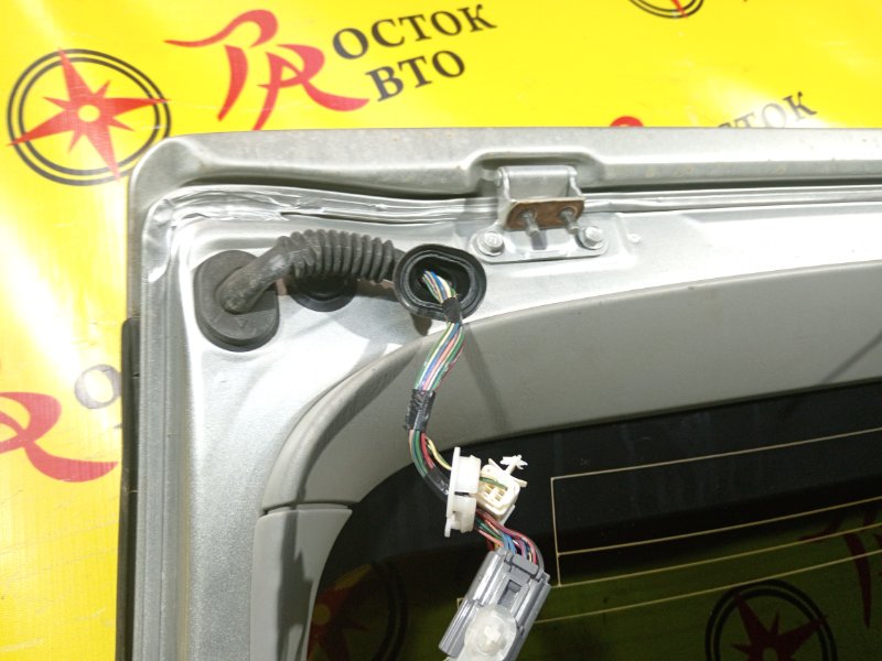 дверь задняя, 15000 рублей, Красноярск