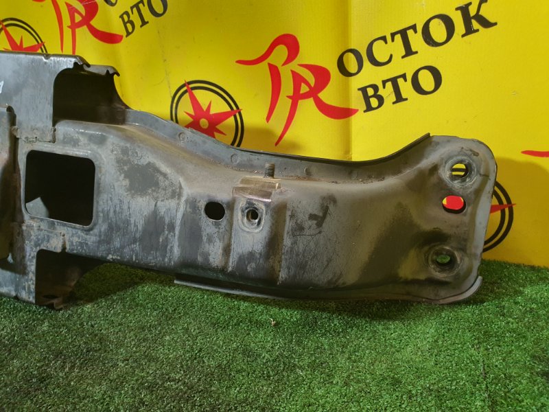 балка поперечная, 2000 рублей, Красноярск