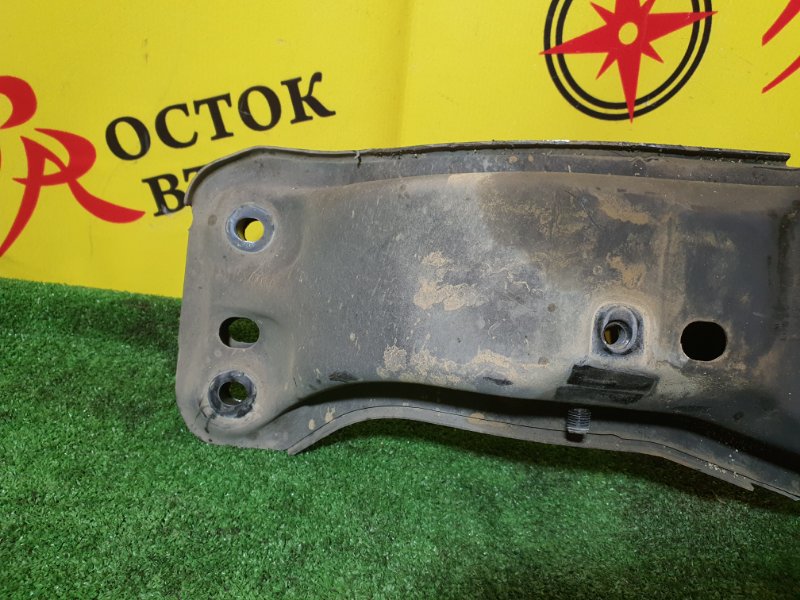 балка поперечная, 2000 рублей, Красноярск