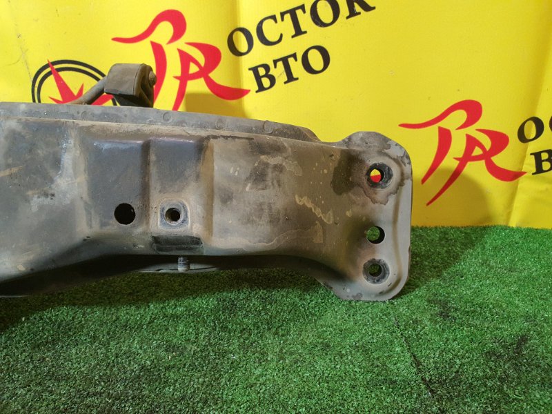 балка поперечная, 2000 рублей, Красноярск