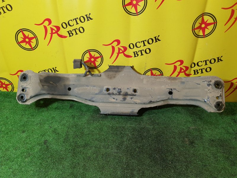 балка поперечная, 2000 рублей, Красноярск