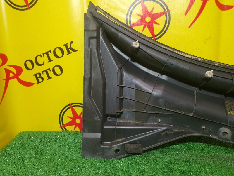 Решетка под лобовое стекло, 300 рублей, Красноярск