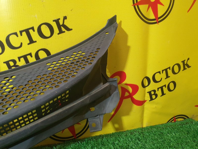 Решетка под лобовое стекло, 300 рублей, Красноярск