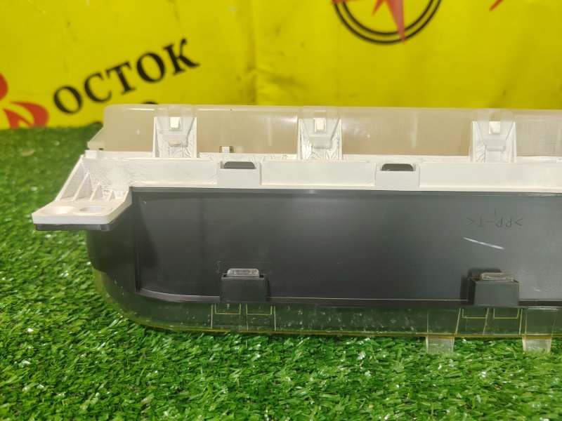 Панель приборов, 300 рублей, Красноярск