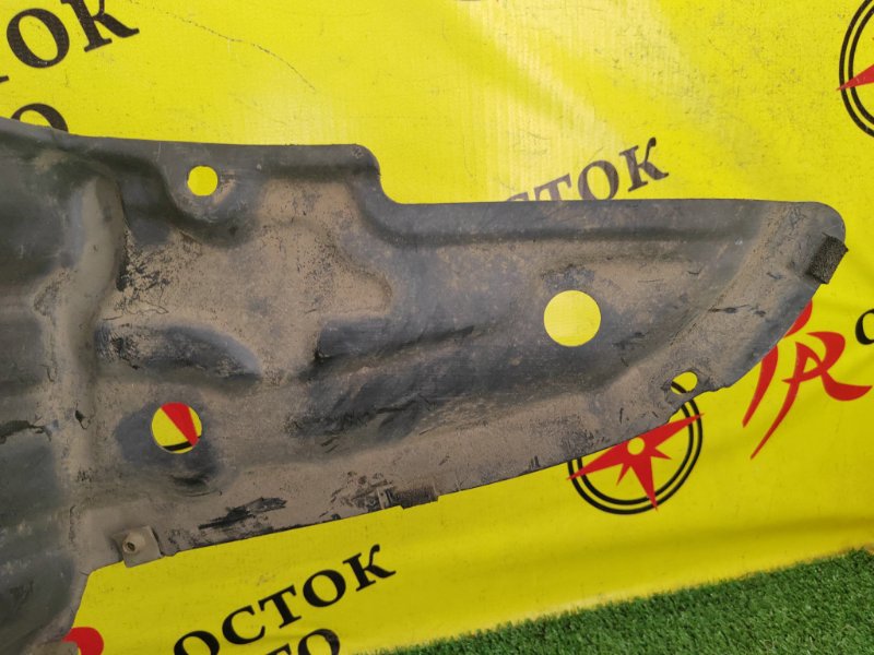Подкрылок, 2000 рублей, Красноярск