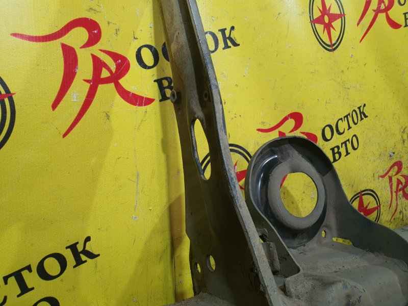 балка поперечная, 4000 рублей, Красноярск